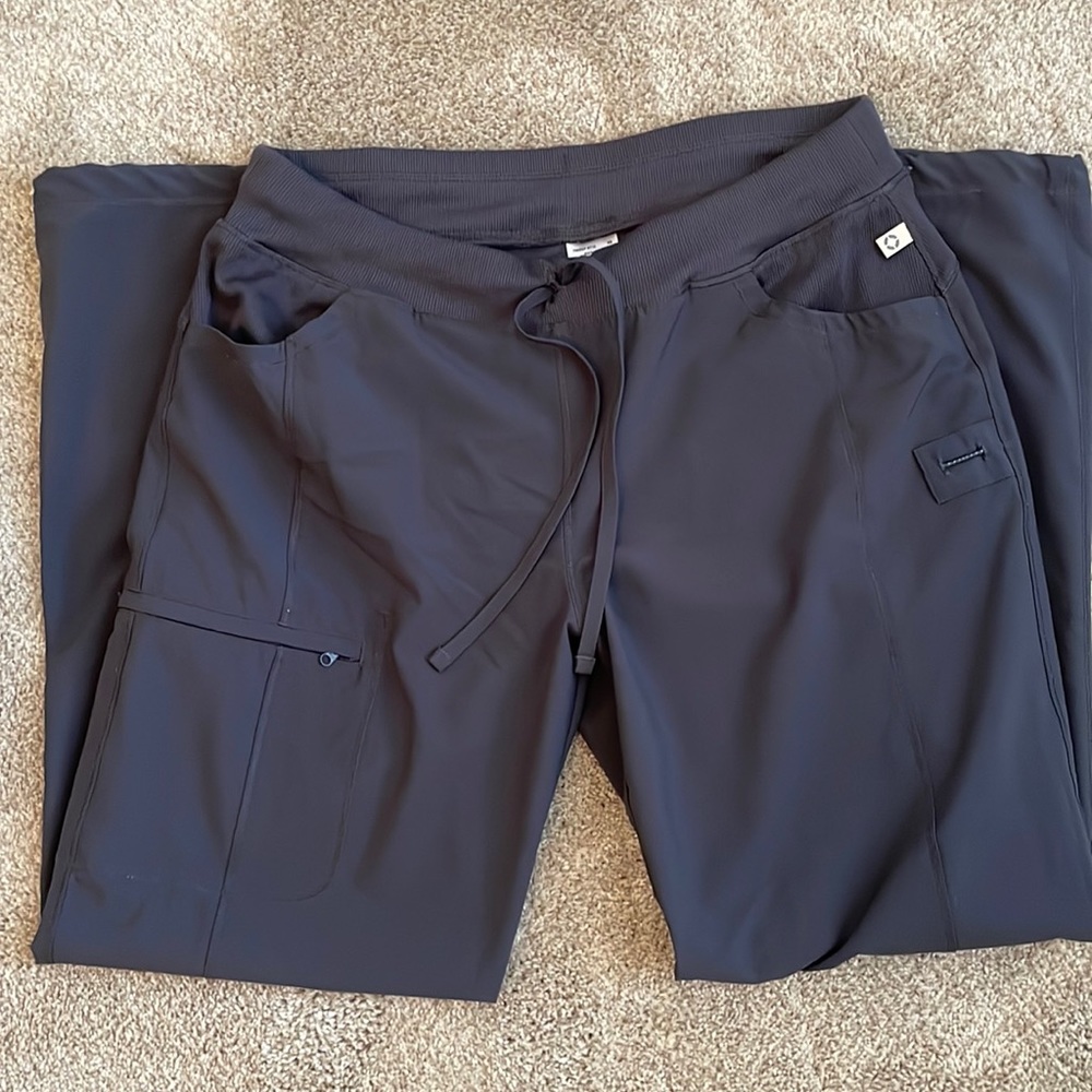 Cherokee Infinity scrub pants